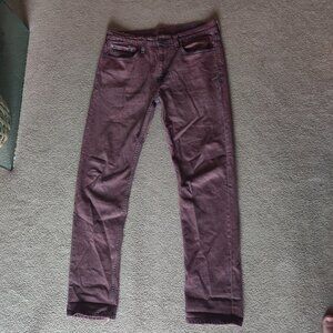 Crimson Levi's 502s
